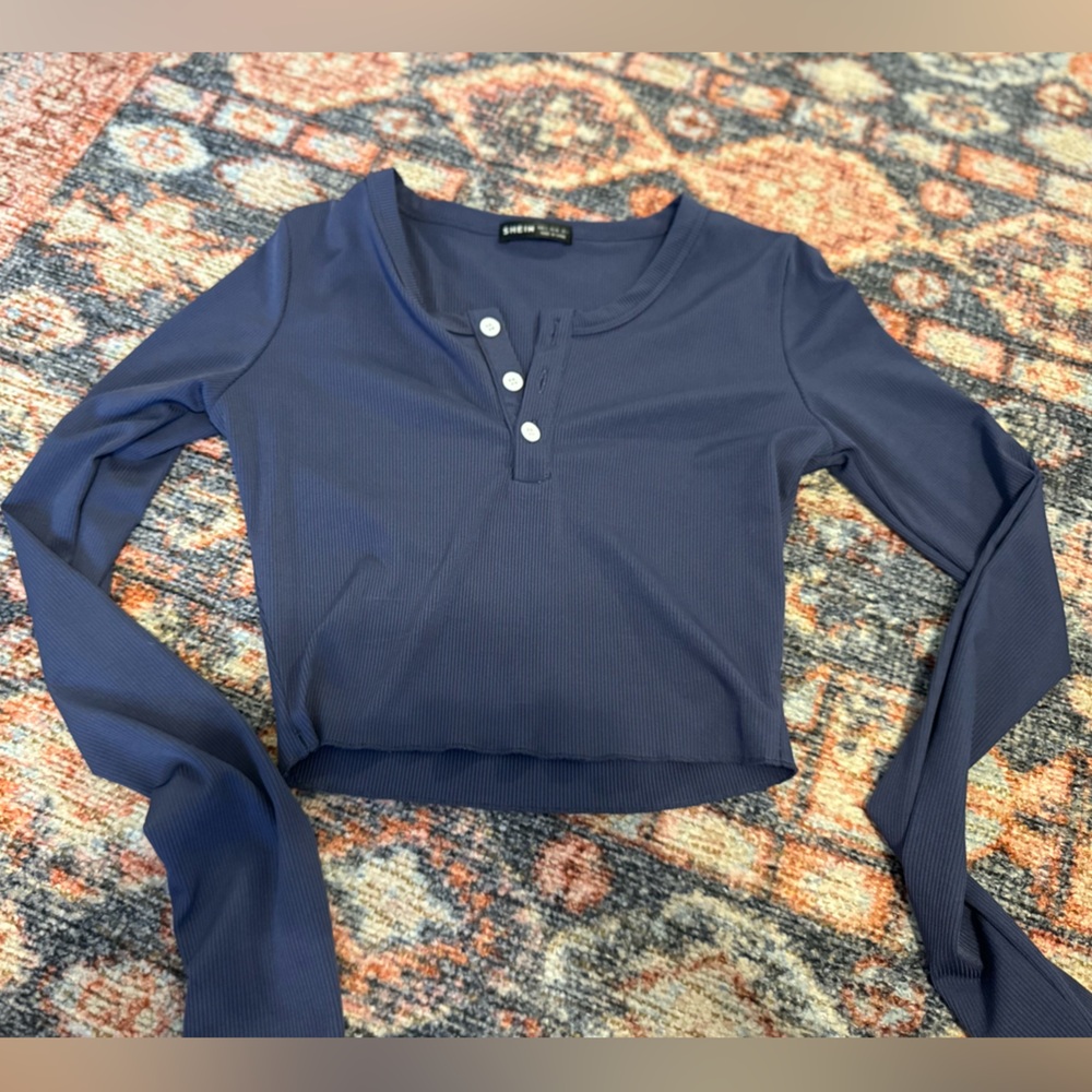 cropped blue long sleeve size small